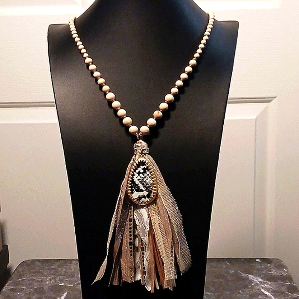 Matte Beaded Necklace With Tassel And Snake Pendant